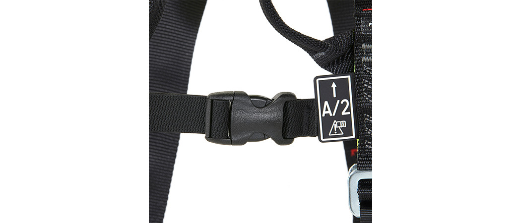 h500-boucle-fermeture-poitrine