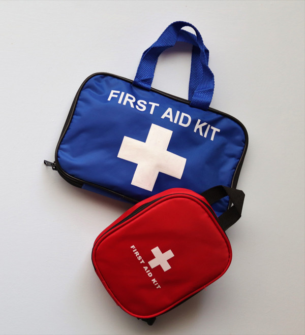 trousses-de-secours-first-aid